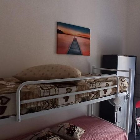 Bovio Guest House กัสเตลลัมมาเร เดล โกลโฟ ภายนอก รูปภาพ