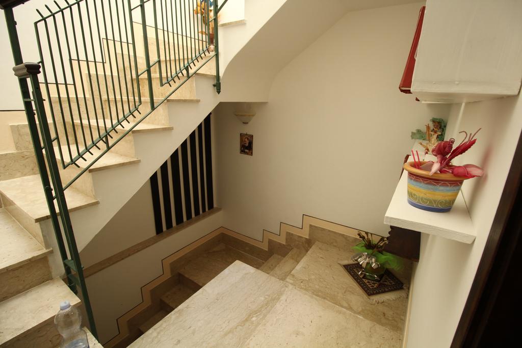 Bovio Guest House กัสเตลลัมมาเร เดล โกลโฟ ภายนอก รูปภาพ