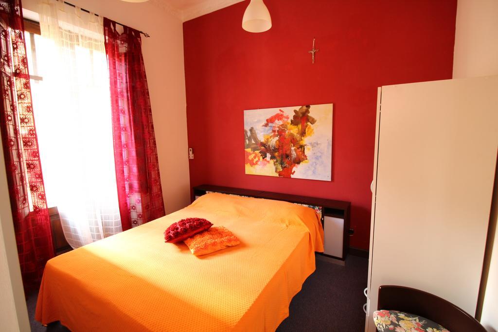 Bovio Guest House กัสเตลลัมมาเร เดล โกลโฟ ภายนอก รูปภาพ