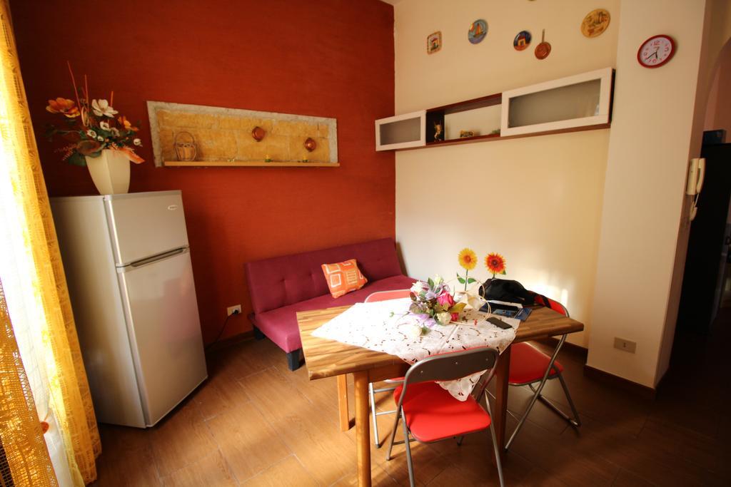 Bovio Guest House กัสเตลลัมมาเร เดล โกลโฟ ภายนอก รูปภาพ